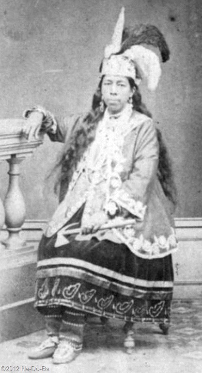 [1867_We-no-na_close5.jpg]