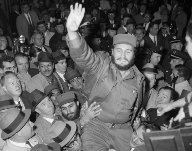 [fidel-castro-greets-crowds-new-york-.jpg]