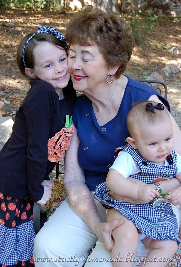 [Mama%25202%2520and%2520my%2520girls%255B5%255D.jpg]