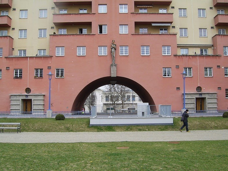 karl-marx-hof-2 karl-marx-hof-2