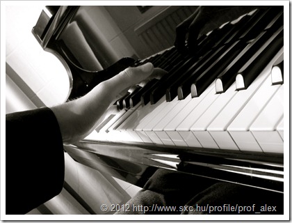 piano hands