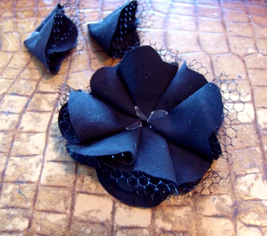 [flowerhat13%255B3%255D.jpg]