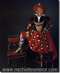 [22-mo-red%2520queen-copy_thumb.jpg]