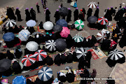 People wait for the sermon to begin. Friday prayer on 60 Meter Rd, Sana'a, Yemen جمعة الوفاء لأبين  في شارع الستين بصنعاء