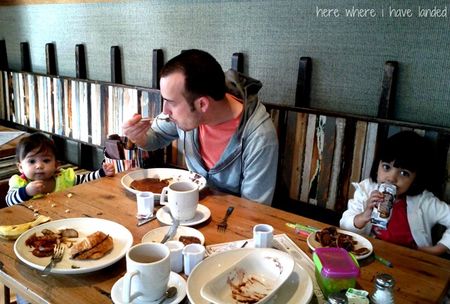[FamilyBreakfast%255B3%255D.jpg]