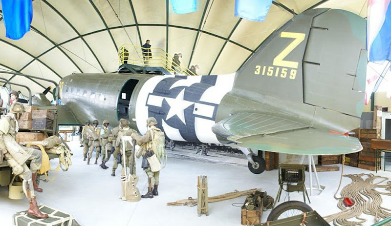 011_C-47.jpg