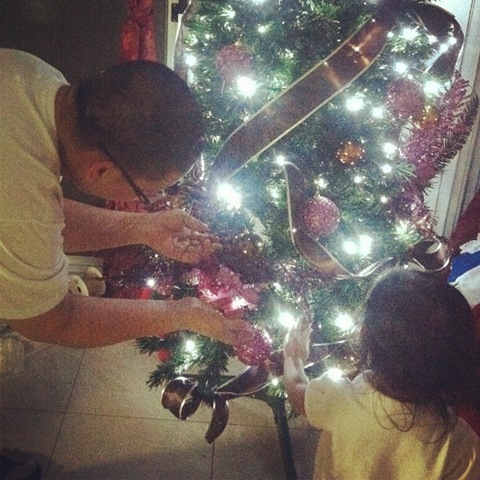 [christmastree%255B3%255D.jpg]