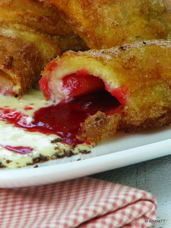 [pr%257Eene%2520pite%2520s%2520nadjevom%2520od%2520malina%2520-%2520M%2527c%2520Donalds%2520pie%255B5%255D.jpg]