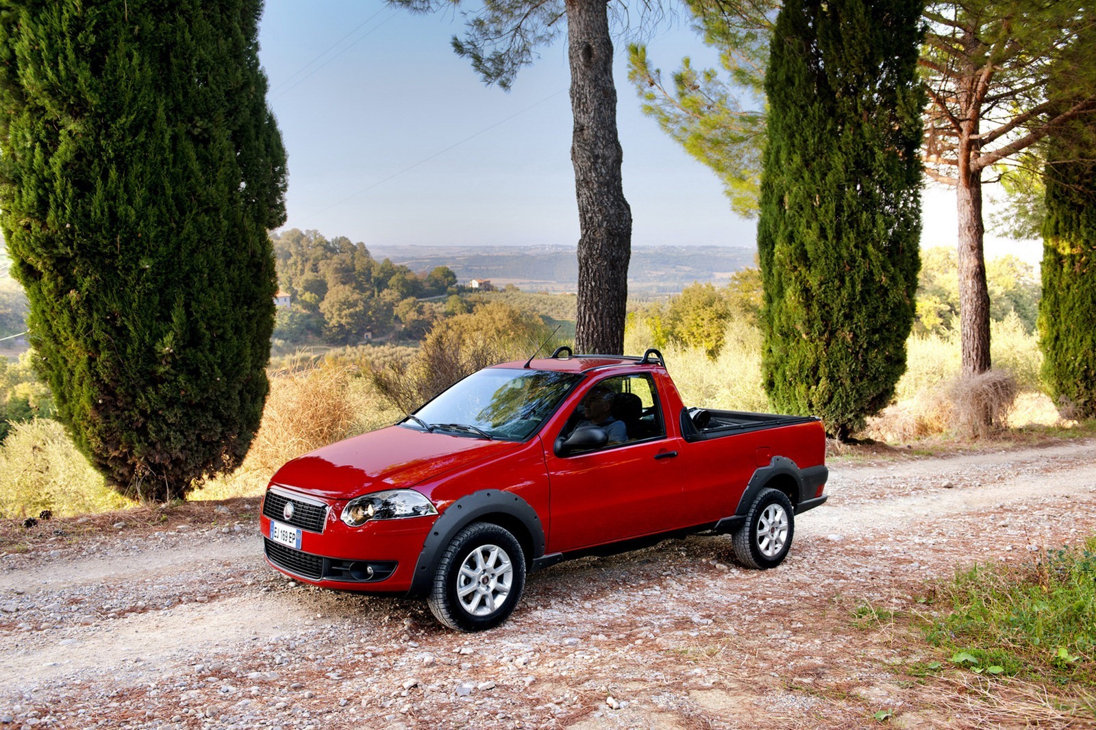[2012-Fiat-Strada-7%255B2%255D%255B2%255D.jpg]