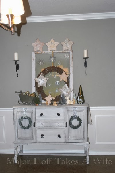 Dining Room Buffet Stars with wreaths.jpg Dining Room Buffet Stars with wreaths