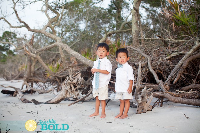 [Family%2520Beach%2520Portraits%2520by%2520Freshly%2520Bold-0081%255B4%255D.jpg]