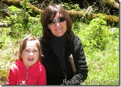 May27_HikingAnnaMama