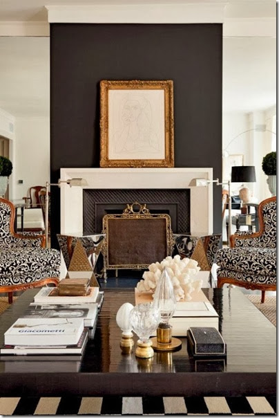 fireplace black accent wall via paloma81.blogspot.com