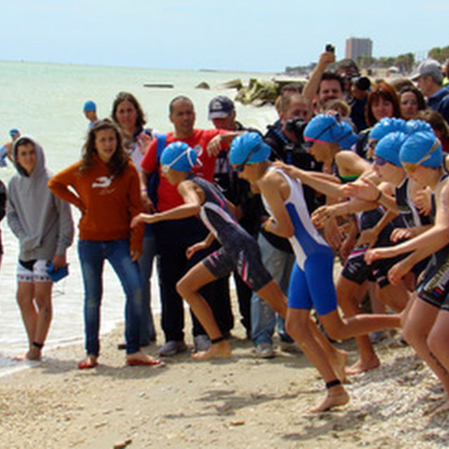 PARTENZA NUOTO Comotto Alice.jpg