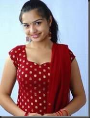 yamini _in_churidar