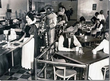 must-see-black-and-white-historic-moments-39 must-see-black-and-white-historic-moments-39