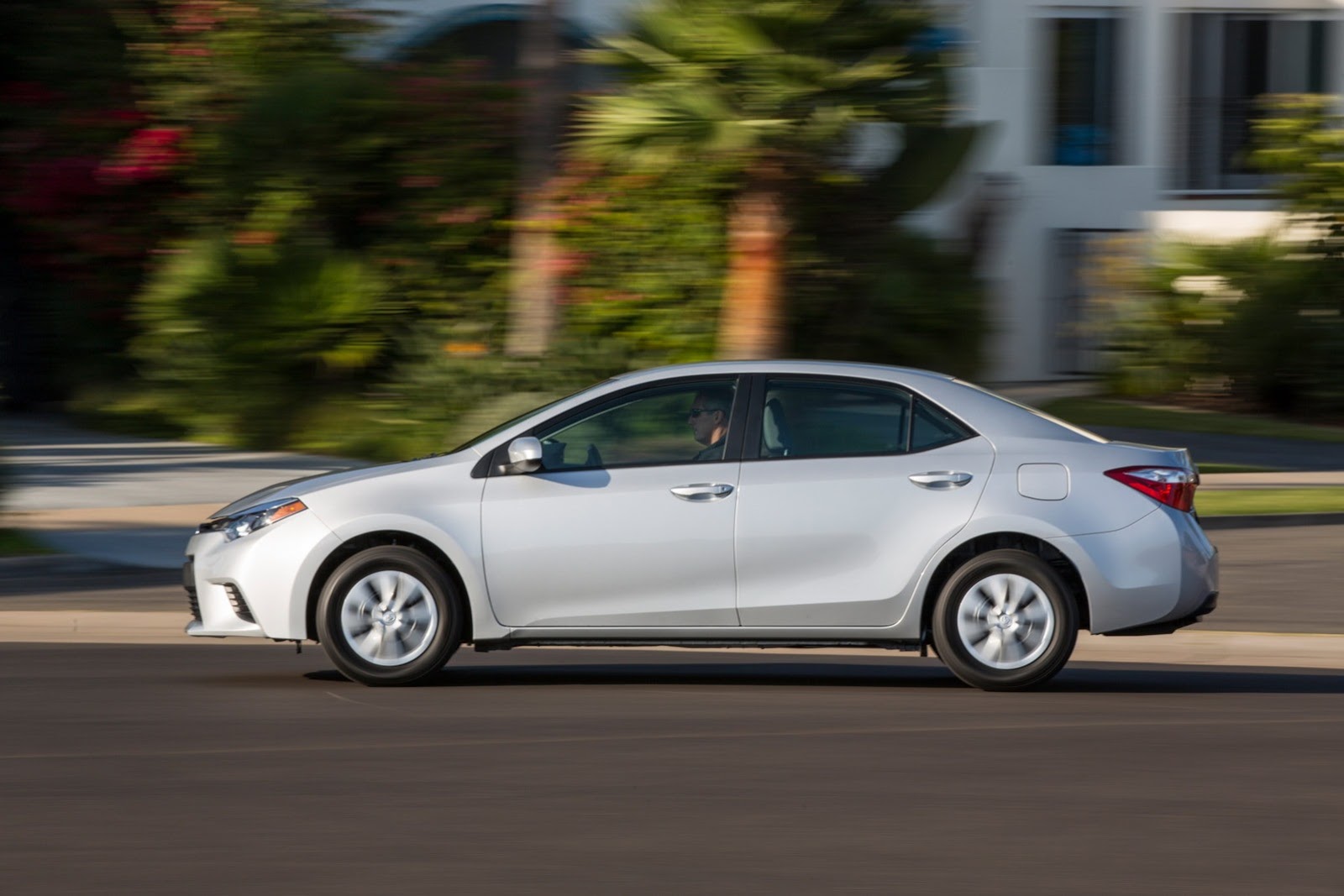 [New-2014-Toyota-Corolla-10%255B2%255D.jpg]