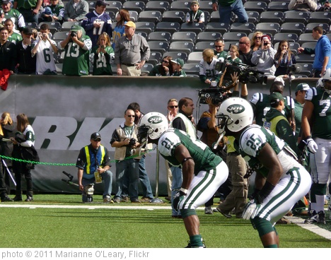 'New York Jets Running Backs LaDainlian Tomlinson and Joe McKnight' photo (c) 2011, Marianne O'Leary - license: http://creativecommons.org/licenses/by/2.0/