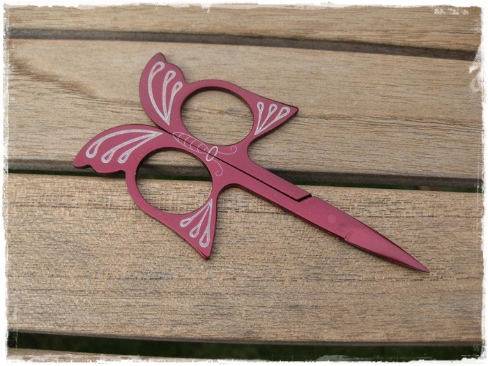 [SAl%2520Scissors%2520red%255B5%255D.jpg]