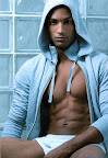 HOODIE222.jpg