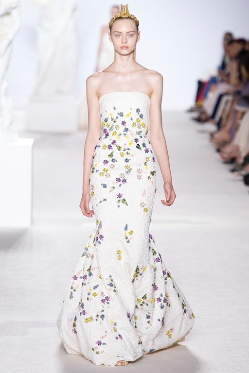[giambattista-valli-couture-fall-2013-9%255B5%255D.jpg]