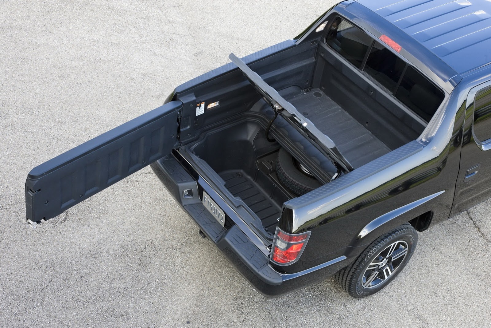 [23_2014_Ridgeline_Sport%255B2%255D.jpg]