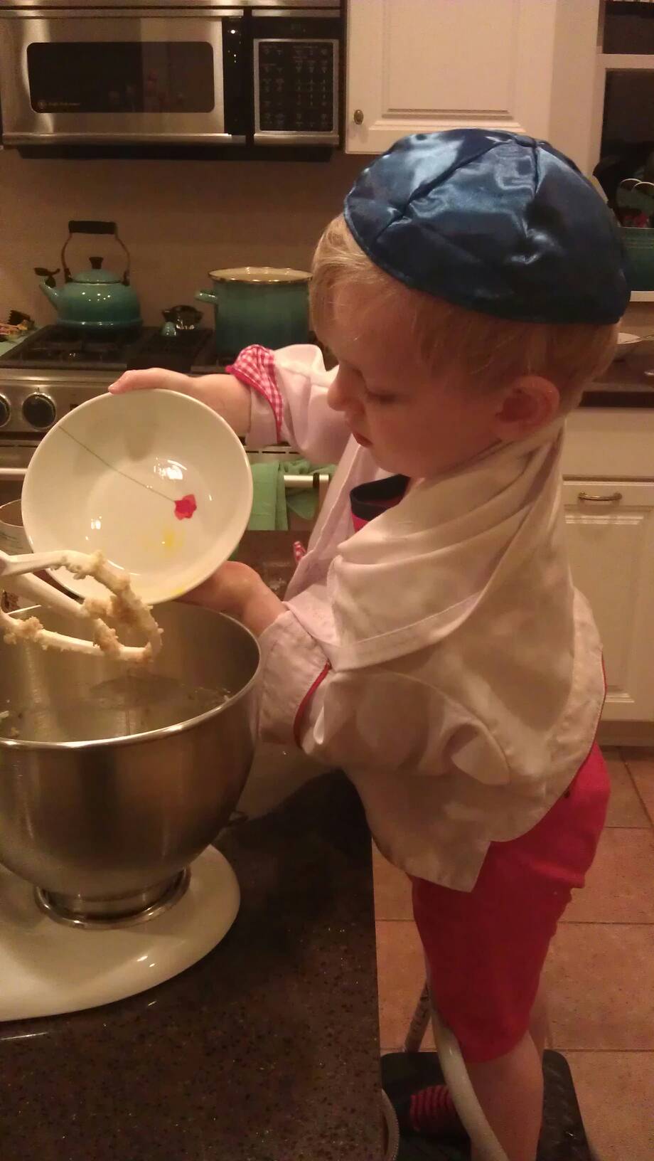 ohop chef making birthday cookies for daddy