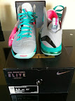 nike lebron 9 ps elite grey candy pink 5 06 LeBron 9 P.S. Elite Miami Vice Official Images & Release Date