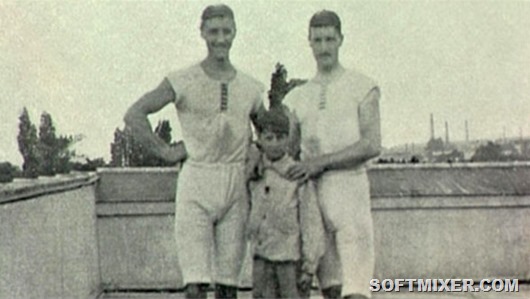 François_Brandt,_Roelof_Klein_and_unknown_French_Boy_(1900_Summer_Olympics)