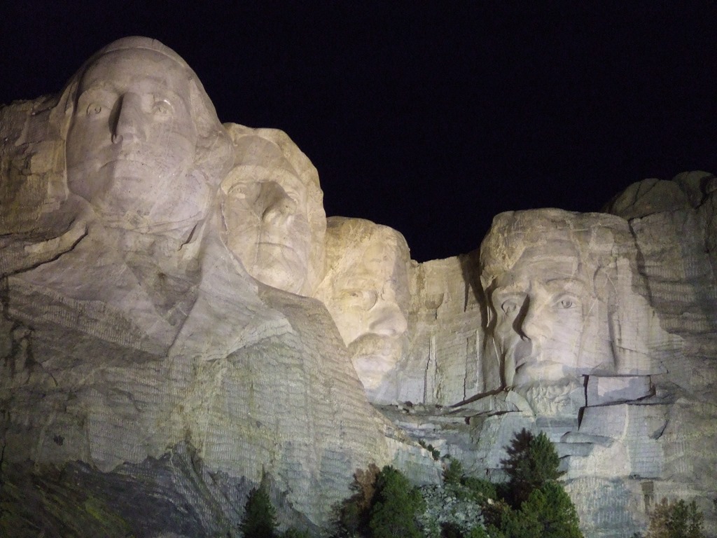 [Mount%2520Rushmore%2520at%2520Night%2520-%2520National%2520Parks%2520Image%255B3%255D.jpg]