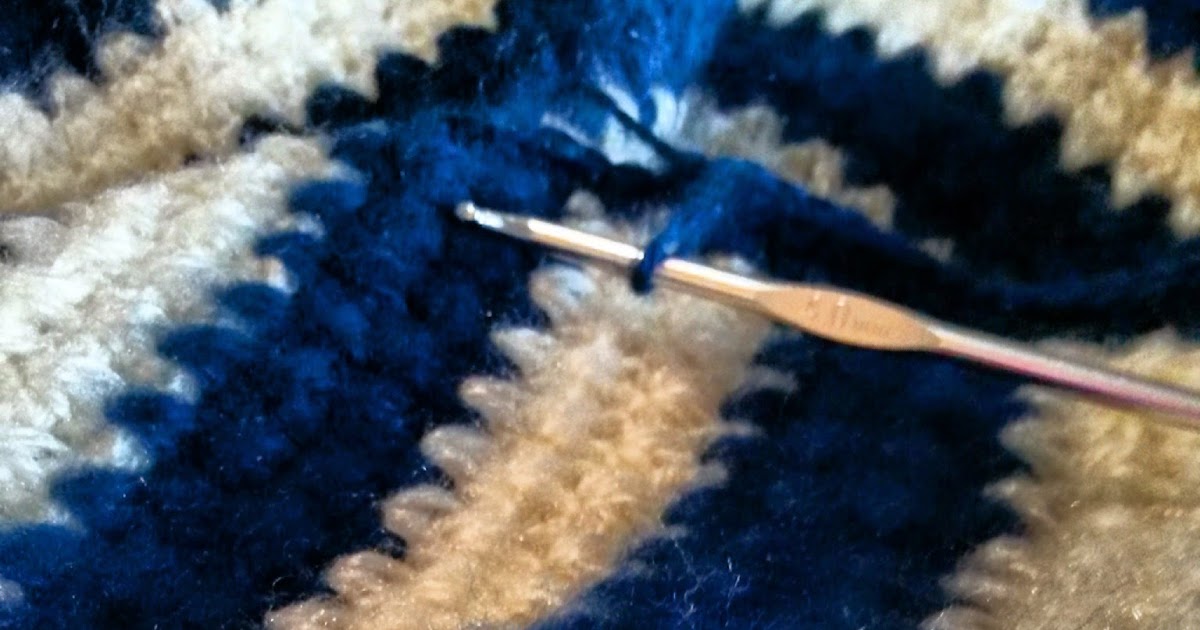 Crochet by 'The Way' Zig zag edging for Vstitch blanket