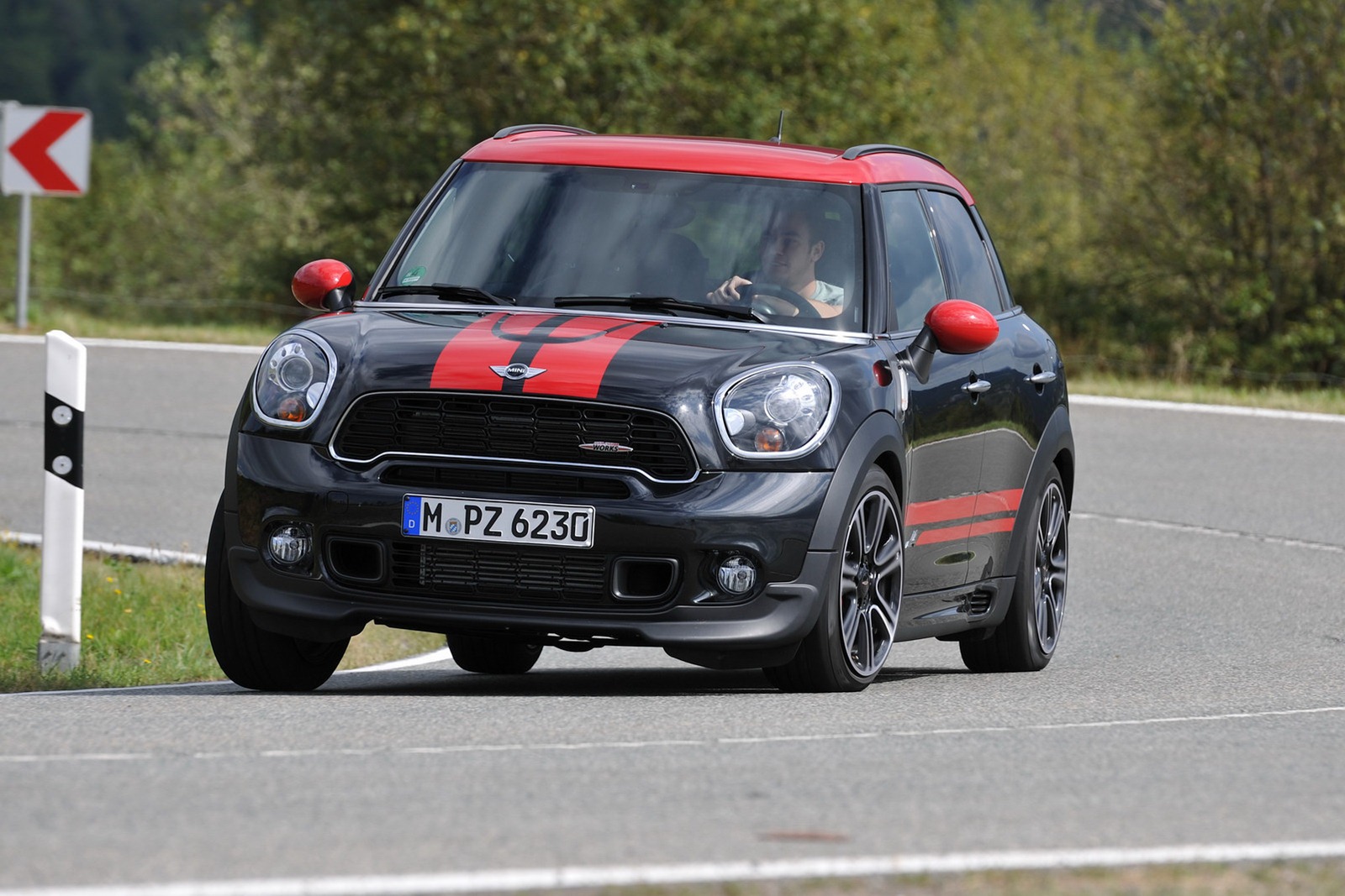 [2013-Mini-Countryman-JCW-5%255B2%255D.jpg]