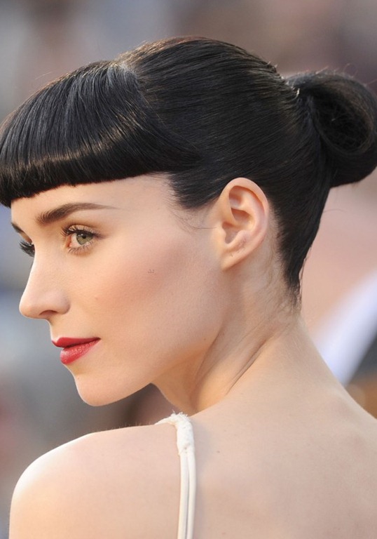 [rooney-mara-2012-oscars-red-carpet-04%255B6%255D.jpg]