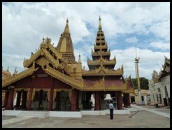 Myanmar, Bagan, Shwezigon Pagoda, 7 September 2012 (2)