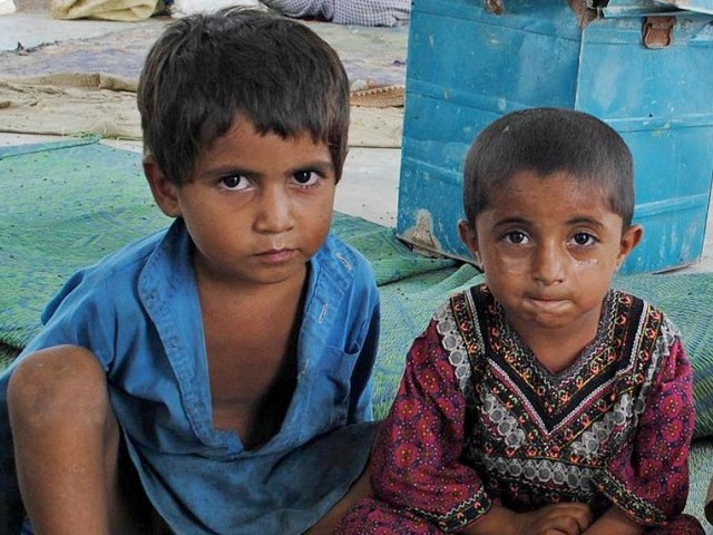 30 per cent of children in Sindh are suffering from severe malnutrition from the 2011 monsoon flooding. INP via tribune.com.pk 