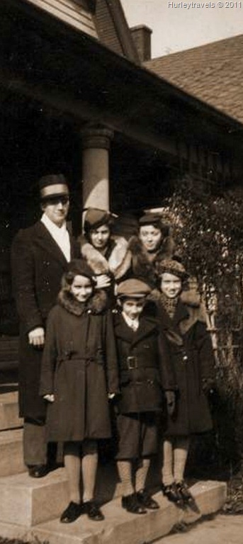 [1-Weber-children19.jpg]