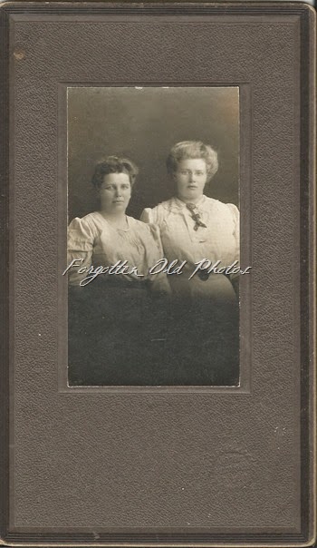 Emma and Alice Craigs Emma and Alice Craigs