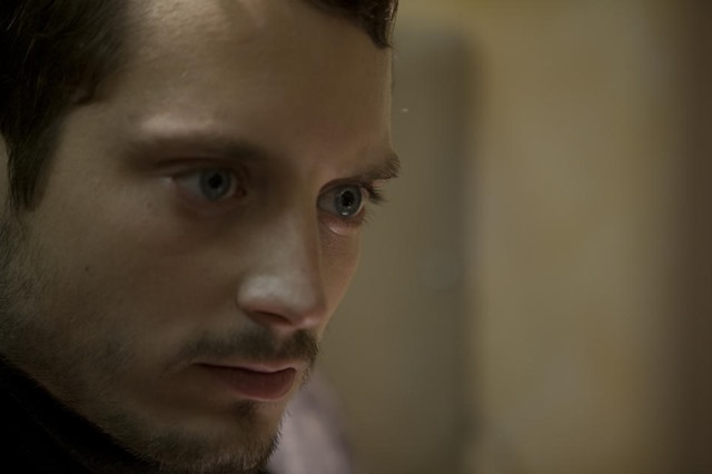 Hat új Maniac kép Elijah Wooddal és Nora Arnezederrel 04