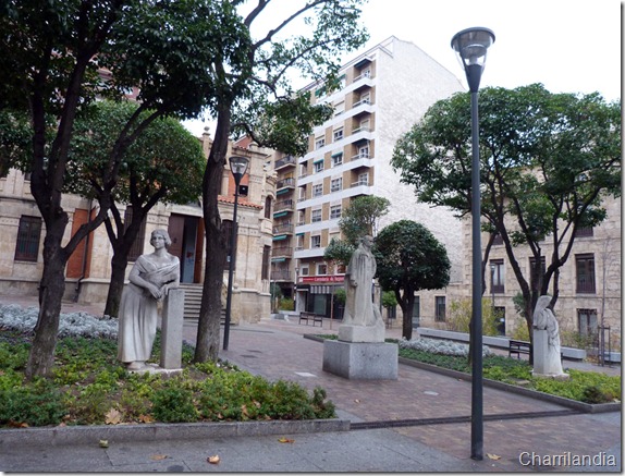 Plaza de Gabriel y Galn actual Biblioteca municipal