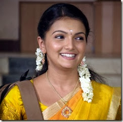 Actress Saranya Mohan in Kolagalam Tamil Movie Stills