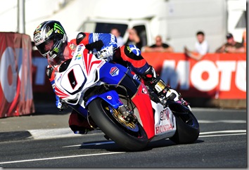 John McGuinness on his TT Legends Honda superbike at Quarterbridge during final qualifying for the 2011 Isle of Man TT