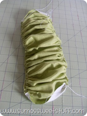 Pretty Panels Peasant Dress - Sumo's Sweet Stuff #sewing