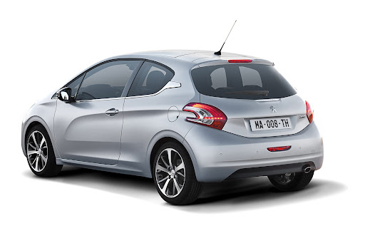 Peugeot-208-11.jpg