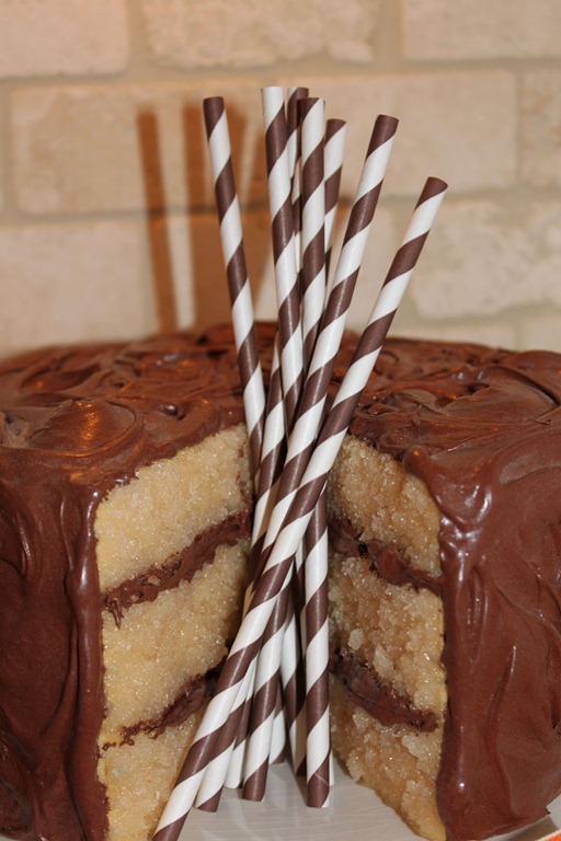 [E-Straw-Brown-Cake-LARGE%255B6%255D.jpg]