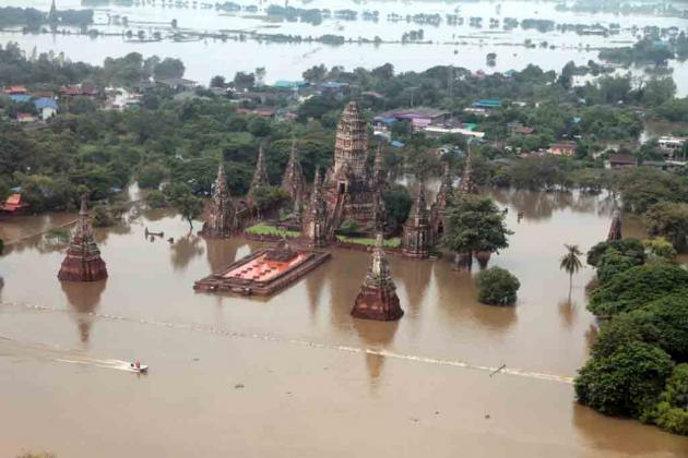 Flooded temple in Thailand, 2011. nationmultimedia.com