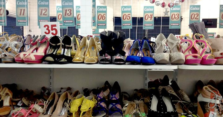 Maria Vitrine - Blog de Compras, Moda e Promoções em Curitiba.: Feirão de  calçados A Barateira em Curitiba: Os preços valem a pena?