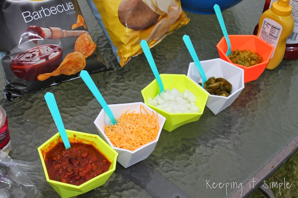 [%2523shop%2520hot-dog-bar%2520%2523StartYourGrill%2520%25285%2529%255B8%255D.jpg]