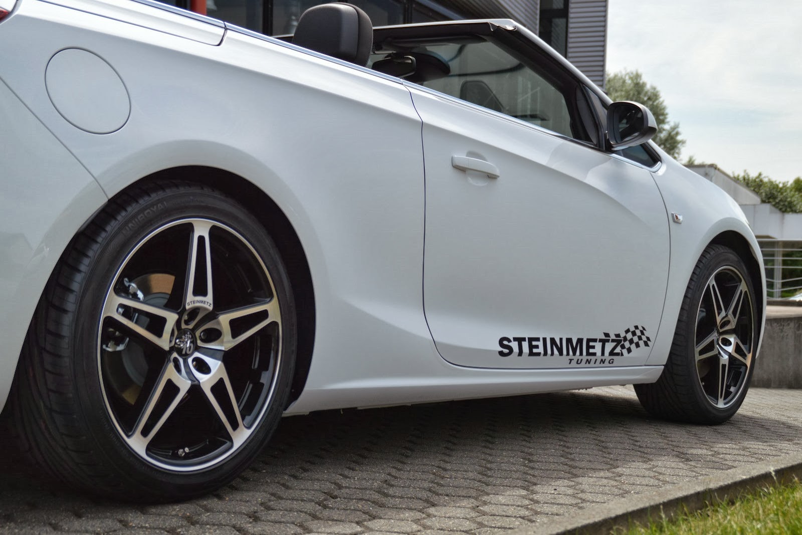 [Steinmetz-Opel-Cascada-1%255B2%255D.jpg]