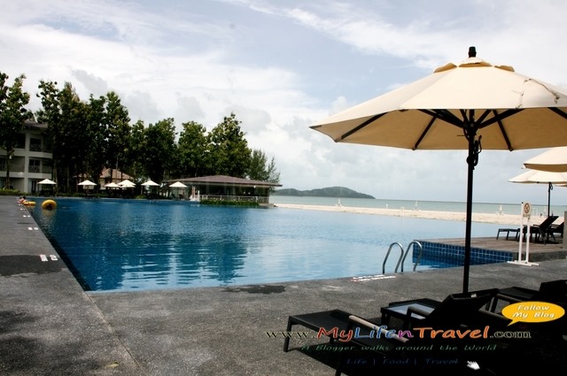 Four points by sheraton swimming pool Four points by sheraton swimming pool