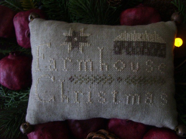 [farmhouse%2520Christmas%2520pinkeep%255B3%255D.jpg]